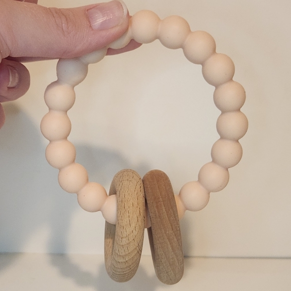 Little Great Windsor Teether and Rattle - Picture 3 of 5